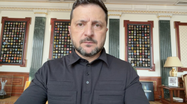 Надзвичайна автопригода у столиці: президент анонсував термінове засідання Ради національної безпеки і оборони стосовно дорожньої ситуації