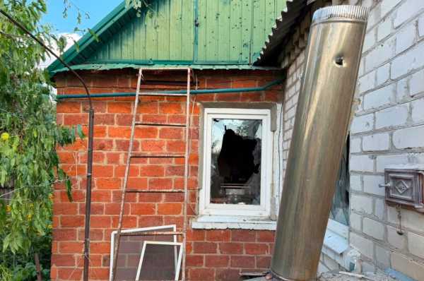 Російські війська завдали удару по Слов'янську з установки «Торнадо-С», внаслідок чого постраждали мирні жителі. 4