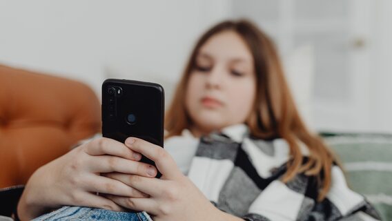 OpenAI представила спеціальний режим ChatGPT для підлітків. Як це функціонуватиме?