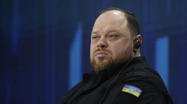 Зеленський надав Стефанчуку ранг надзвичайного і повноважного посла.