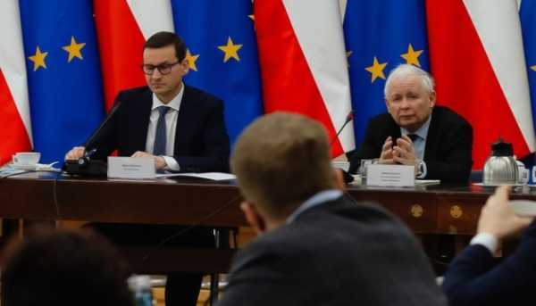 Польські праві переживають кризу: які будуть наслідки для України