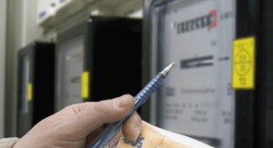 У Чернігові, внаслідок російської атаки, понад 10 тисяч споживачів залишилися без електропостачання. 6