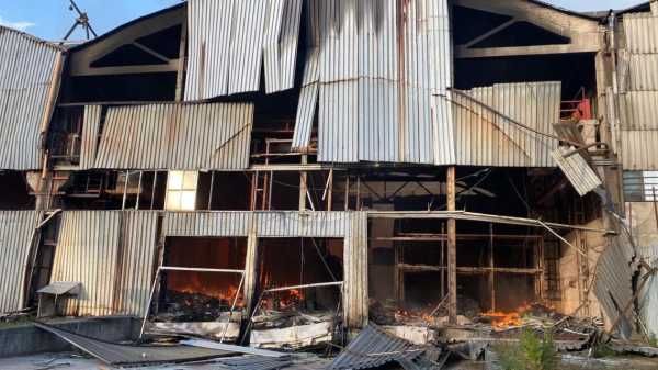 Російські війська зруйнували черговий логістичний вузол групи компаній «Аврора» у Київській області 5 Російські війська зруйнували черговий логістичний вузол групи компаній «Аврора» у Київській області 5