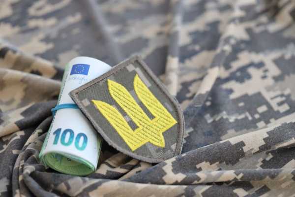 Україні потрібно приблизно 23 мільярди євро для оборонних потреб, повідомляє Politico. 5 Україні потрібно приблизно 23 мільярди євро для оборонних потреб, повідомляє Politico. 5
