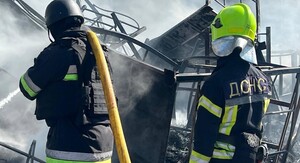 У селищі Мила, розташованому на Київщині, збільшилася кількість осіб, які постраждали від російського удару та подальшої детонації. 6 У селищі Мила, розташованому на Київщині, збільшилася кількість осіб, які постраждали від російського удару та подальшої детонації. 6