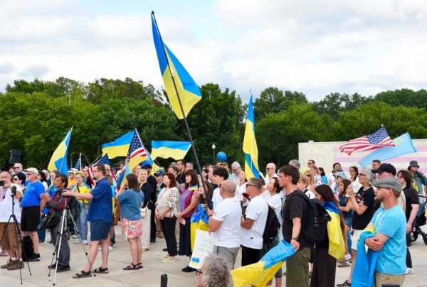 У Вашингтоні підняли український прапор на День Незалежності 5 У Вашингтоні підняли український прапор на День Незалежності 5