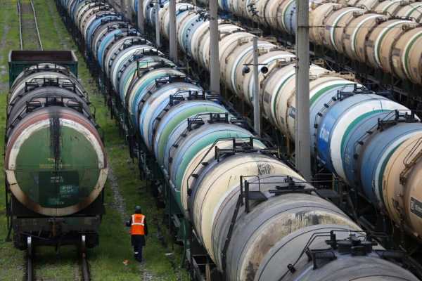 Росія продовжила обмеження на продаж дизельного палива за кордон з боку виробників до кінця вересня. 5 Росія продовжила обмеження на продаж дизельного палива за кордон з боку виробників до кінця вересня. 5