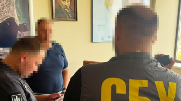 На Одещині викрито посадовця АМПУ на одержанні хабара у розмірі 500 тисяч гривень.