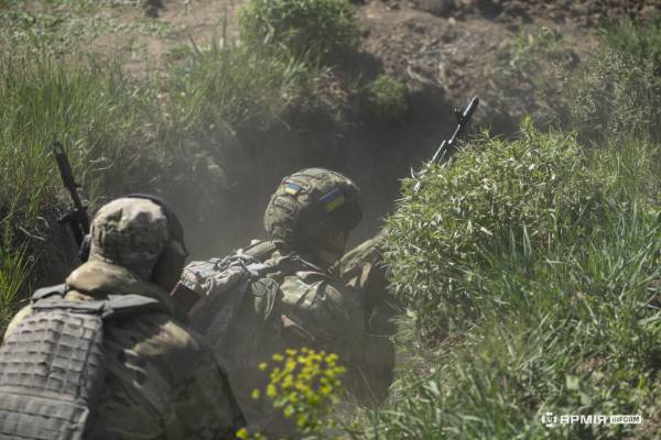 Зарплата військових: як формується та які виплати передбачені 10 Зарплата військових: як формується та які виплати передбачені 10