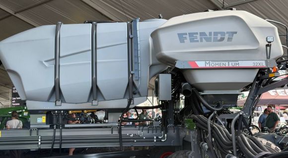 Fendt презентував 32-рядну сівалку MomenTum 6 Fendt презентував 32-рядну сівалку MomenTum 6