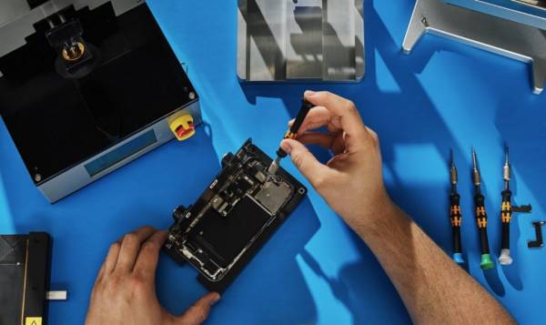 Ремонт iPhone 14 Pro: Apple зробила його майже неможливим