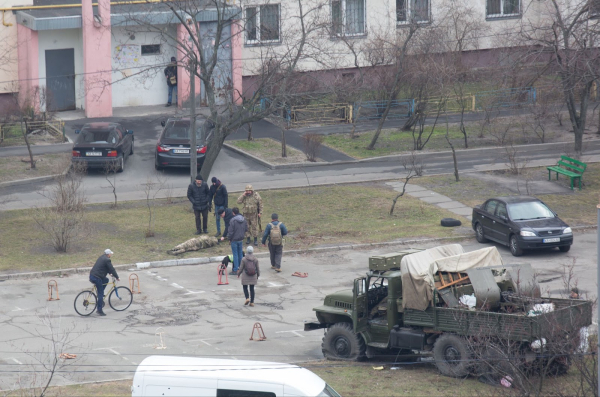 ДРГ на Оболоні. Фото Ольги Якимович ДРГ на Оболоні. Фото Ольги Якимчук